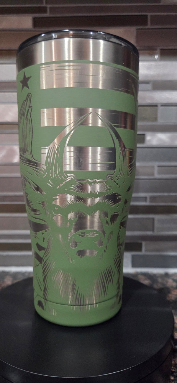 Two 3s Hunt Line – Liberty Rack Patriotic Whitetail Full Wrap 20oz Tumbler