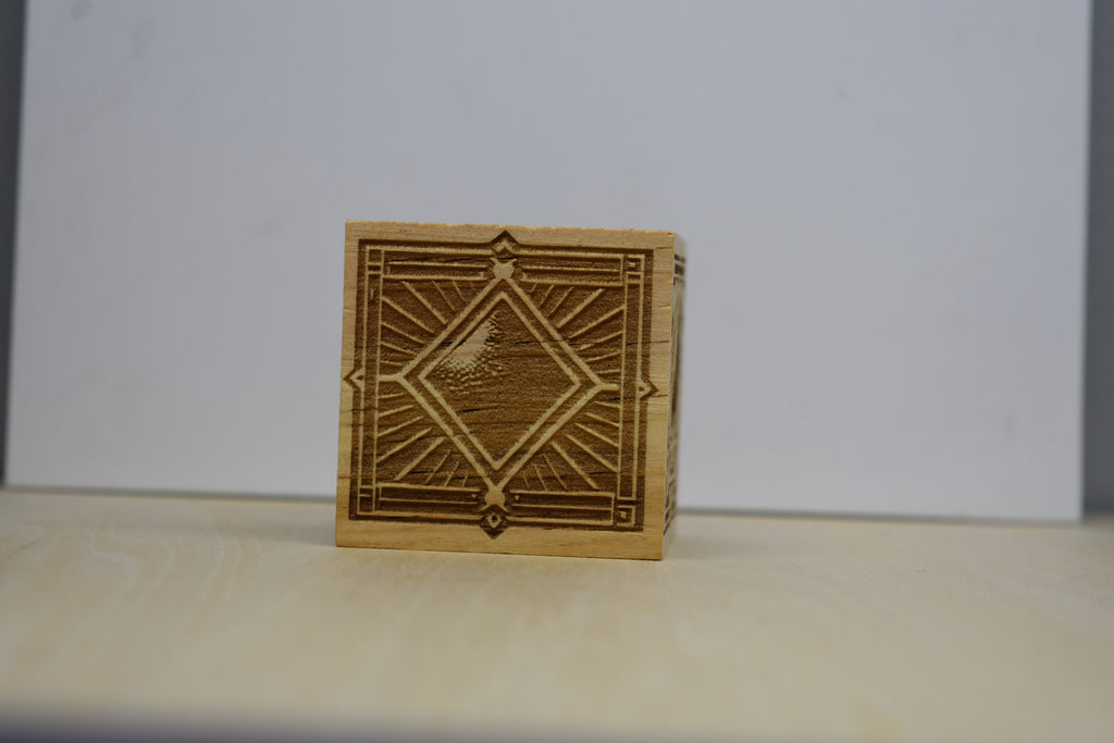 🂡 Art Deco Euchre Cube – 1920s Card Room Edition